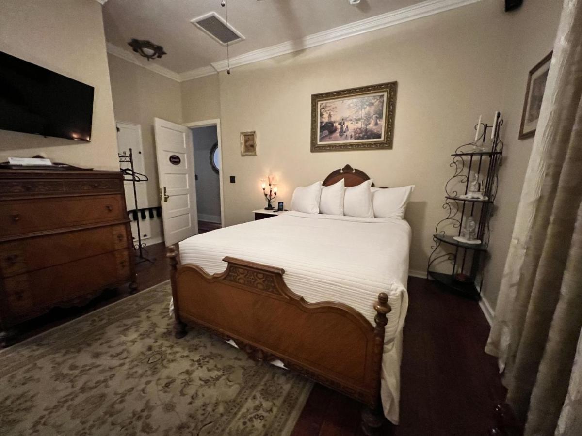 El Amador Inn Downtown Тусон Экстерьер фото